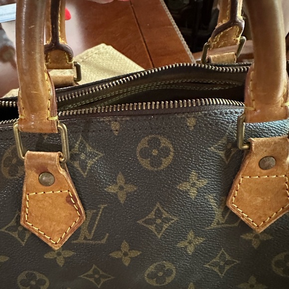 Louis Vuitton bag - Picture 6 of 12